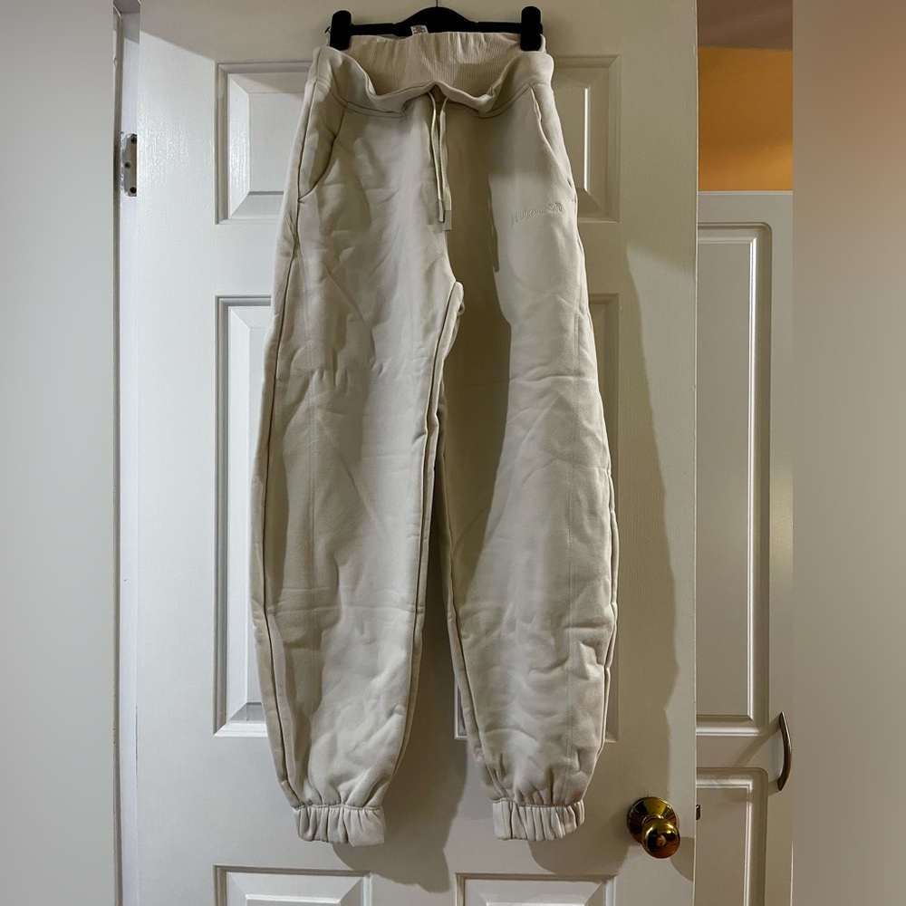 Lululemon sweatpants NWOT